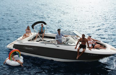 2016 Regal 2700ES Bowrider! It's a Party on the Islands!
