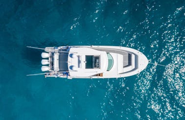 40' Regal Luxury Yacht Rental
