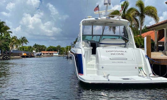 Formula 51’ Luxury Motor Yacht for Charter in Miami