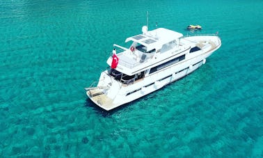 Méga yacht pour 35 personnes à Antalya