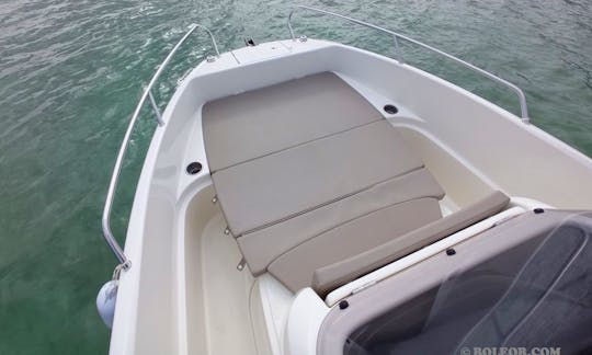 Rent this Speedboat Q555 'Astreo' 115hp for 6 people in Palma, Spain