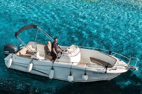 Rent Speedboat Cap Camarat 750 in Vela Luka, Croatia
