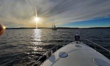 Captained Charter On 39ft Cruisers Yachts In Kirkland, Washington