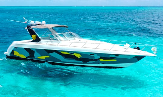 Private Formula 41' PC Yacht for Rent in Cancun up to 12 pax