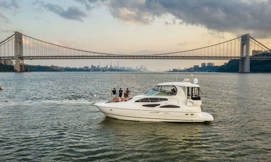 Cruisers Yachts 455 Express NYC VIEWS TO LAST A LIFETIME!