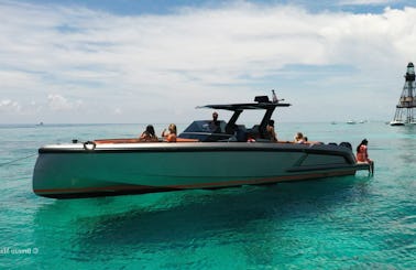 💎 Luxury Sports Yacht Vanquish VQ40 + SeaBob