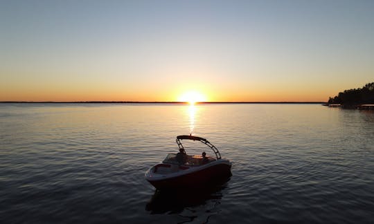 Luxury Sport Deck Boat in Milwaukee