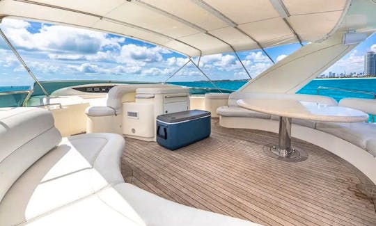 80ft  Azimut Luxury Yacht