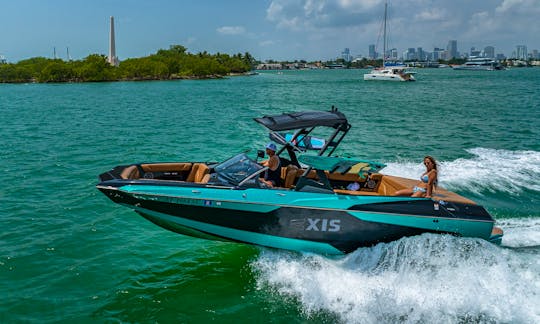 Cruise and Sandbar on Amazing Axis A24 Wakeboat in Miami