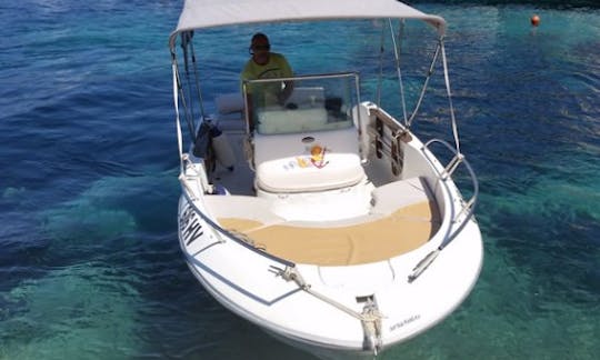 Sessa Key Largo 22 Deckboat with Skipper included in Hvar