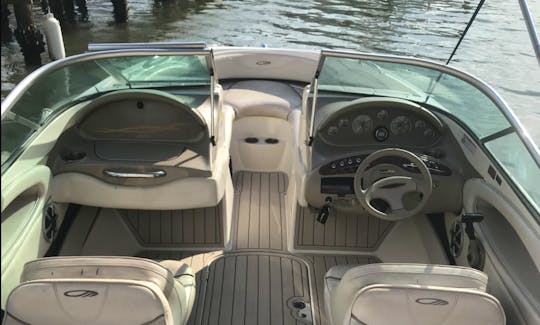 21' Maxum Bowrider Family Boat for rent in Indian Rocks Beach, Florida