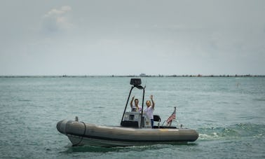 Willard Marine SeaForce ! Ancien bateau d'aventure militaire !