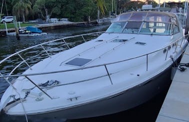 40' Sea Ray Sundancer Yacht - A fun time on the Beautiful Biscayne Bay!