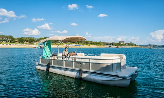 Rent 10 Person Pontoon Boat in Austin