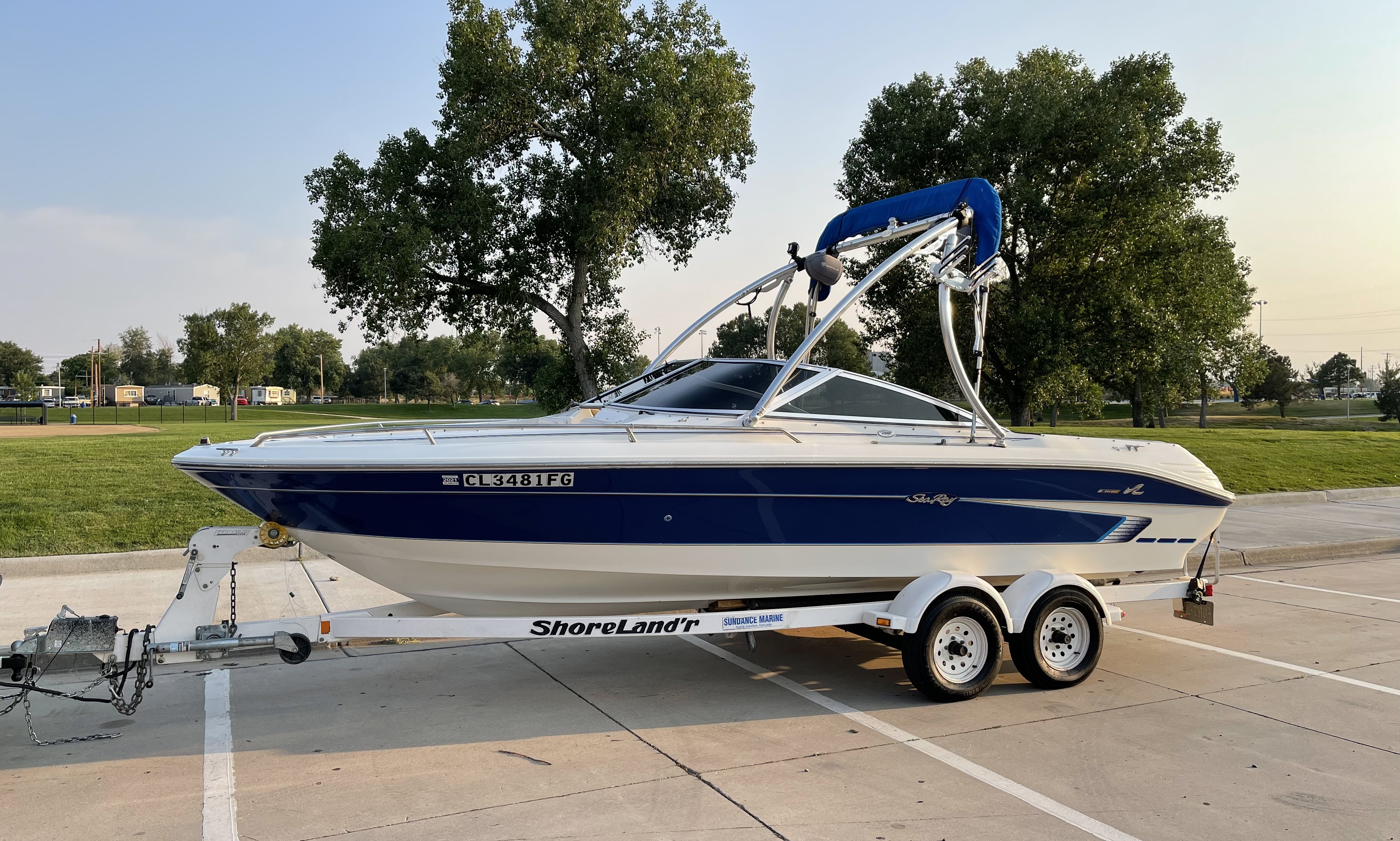 1995 Searay Bowrider 200, 21 ft Ski Boat, with; Wake Board Tower, Bimini Top, Premium Sound System, LED Lights, Performance Engine High 5 Stainless Steel Propeller! | GetMyBoat