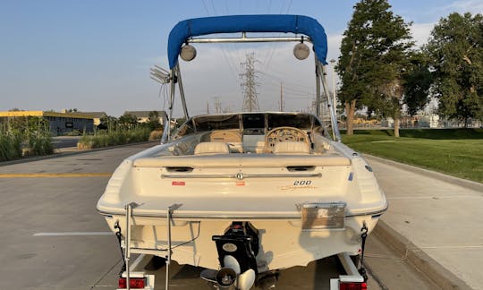 ¡Alquiler de 24 horas! 1995: Searay Bowrider 200