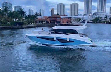 2018 Regal 42' Luxury Yacht for Day Charter or Sunset Cruise