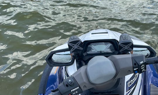 4 Yamaha VX Deluxe Waverunners for rent in Lake Norman, NC