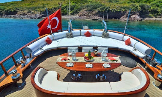 Charter a 8 Person Sailing Gulet in Bodrum, Muğla