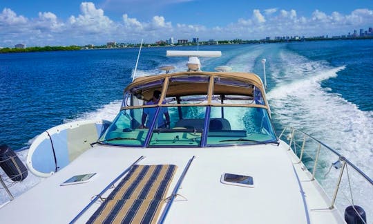 Incredible Sea Ray Sundancer Yacht in Miami Beach!!