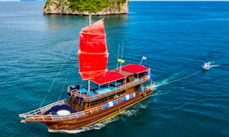 PRIVATE BOAT TOUR - Classic Thai Wooden Yacht to Koh Taen