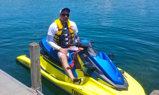 Yamaha EX Deluxe Jetskis for Rental in Austin