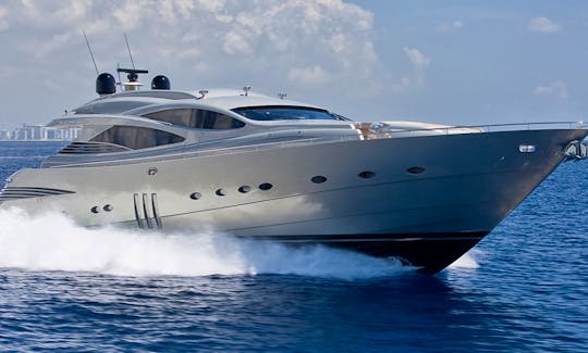 92' PERSHING SPEED, AND DESIGN