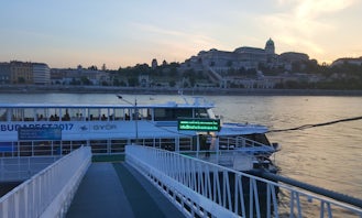 Hungarian Dinner Cruise in Budapest, Hungary