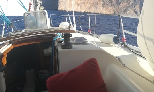 Dromor Apollo 12 Plus Skippered Sailing Yacht for Charter, in Old Harbor Chania.