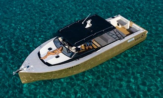 Charter 37' Colnago Motor Yacht in Hvar, Croatia