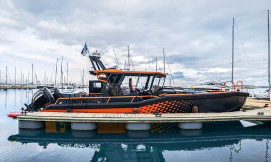 Aluventure 11000H3 Premium 2x300HP Powerboat for Charter