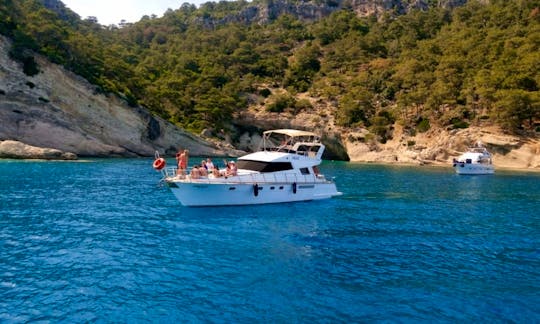 Falez Motoryacht - Rent Daily in Turkish Riviera, Antalya