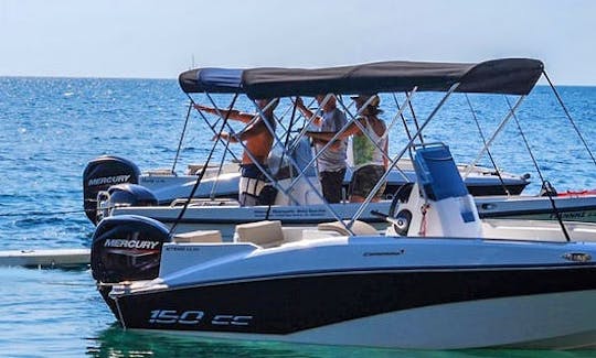 Location de bateau pour 4 personnes à Skíathos, Grèce