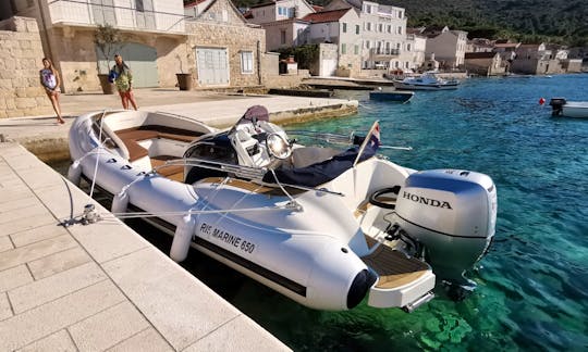 Ris Marine 650 Exclusive with Skipper in Croatia