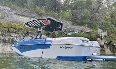 Wakesurf on beautiful Lake Travis! This 2021 Moomba Kaiyen makes a great wave! Gas Included