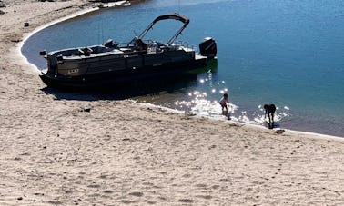 Lac Havasu : ponton de luxe Regengy à louer GB01