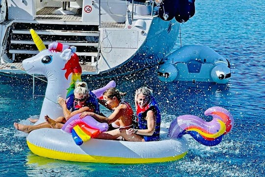 Private Luxury Sunset Trips (5.5 h) to Dia island - up to 22 guests