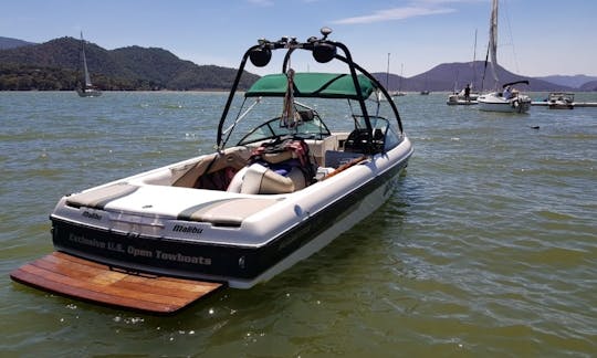 Malibu Bowrider for Daily Rental up to 6 person in Valle de Bravo