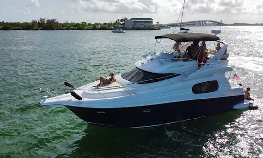 SILVERTON 46ft YACHT! DON'T MISS THE FREE HOUR!!