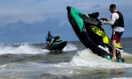 Brand New! Sea Doo Spark Trixx 2up in Cape Coral, Available for rent!