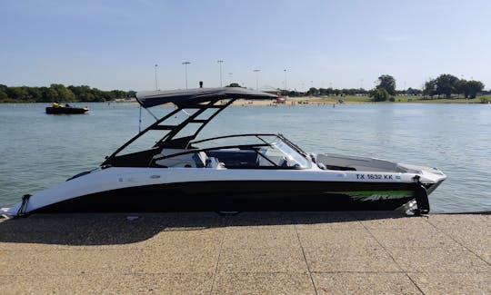 NEW 2021 25’ Yamaha AR250 JetBoat on Lake Lewisville 