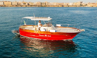 Gozzo Sorrentino 30' Motor Yacht in Taranto