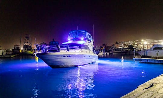 42ft Sea Ray Motor Yacht Rental in Boca Chica, Santo Domingo