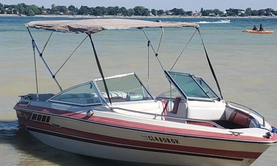 Sea Ray 17ft Powerboat Tubing and Ski for Rent in Loveland