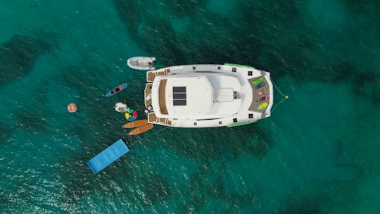 Luxury and fun 51ft power cat from Anguilla