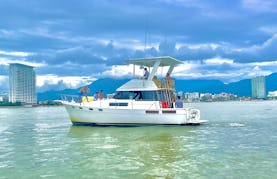 ☀️🐬 Amazing Bayliner 40ft Yacht in Puerto Vallarta
