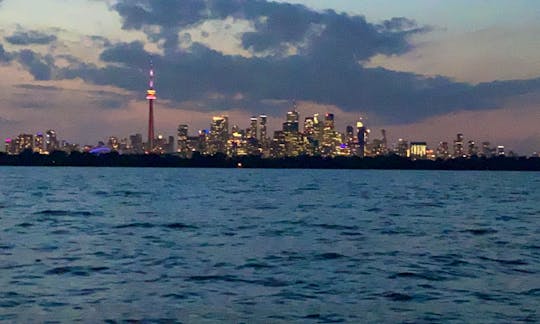 27’ Chris Craft Stinger Go Fast Boat in Toronto
