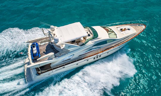 Incredible Luxury Azimut 80' Mega Yacht Charter in Miami