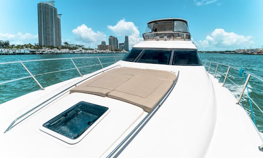 Luxury Sea Ray Flybridge 60' in Beautiful Miami, Florida