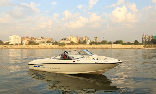 Bayliner 175 Speedboat in Ahmedabad